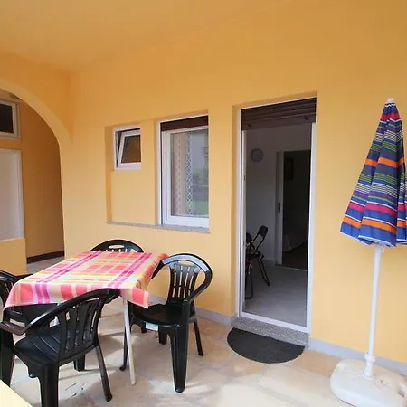 Lukin Apartment *