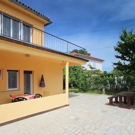 Lukin Apartman *